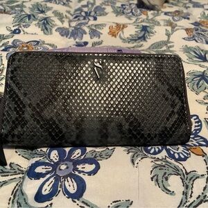 Simply Vera Vera Wang Black Textured Wallet